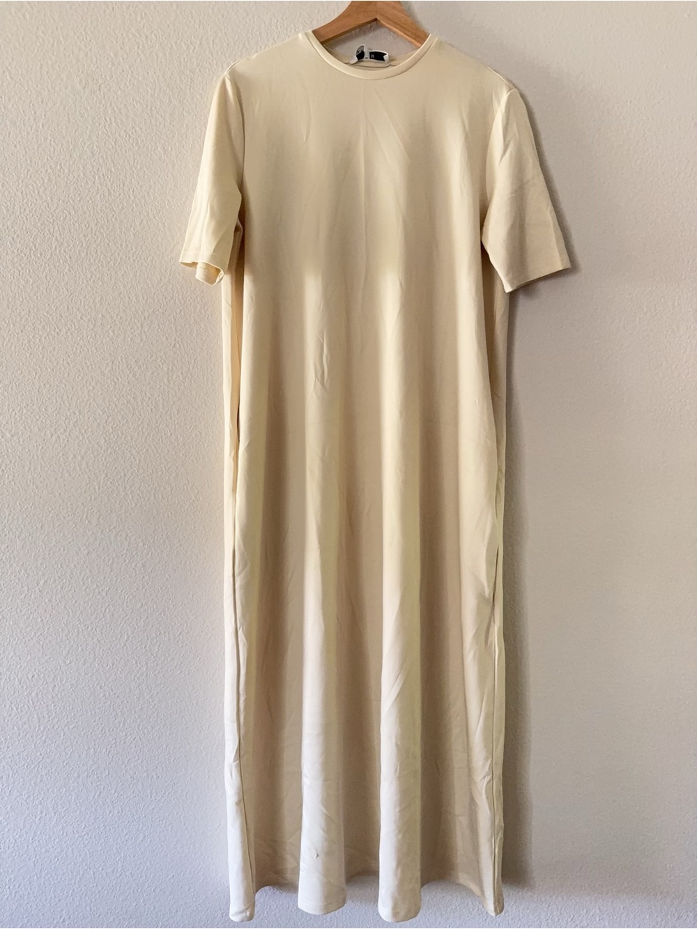 Minimalist Cream Maxi T-Shirt Dress - Picture 2 of 6